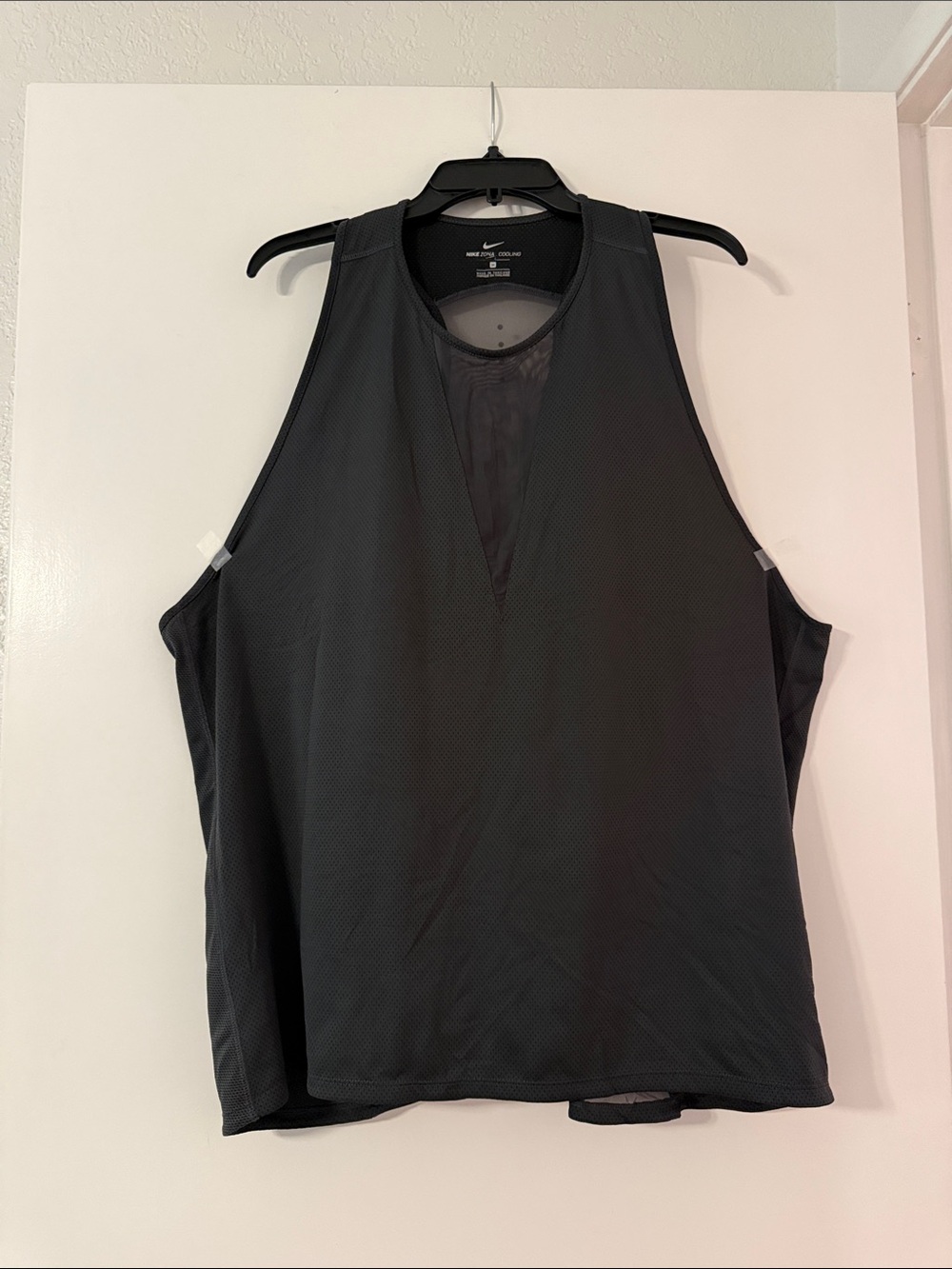 Nike Zona Women’s Dark Grey Mesh Sleeveless Training Tank Size 3X